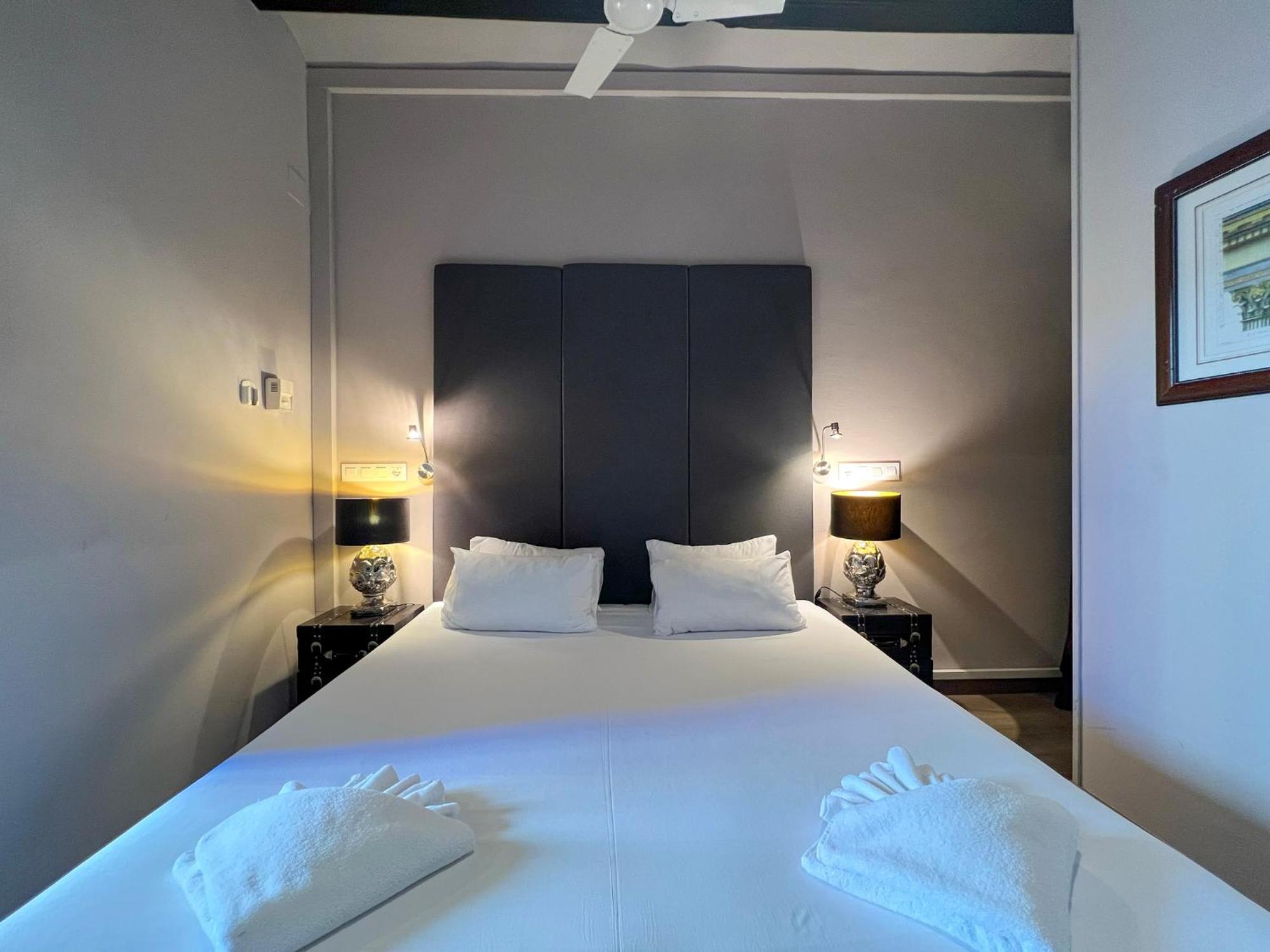Stay U-Nique Apartments Est Barcelona Eksteriør billede