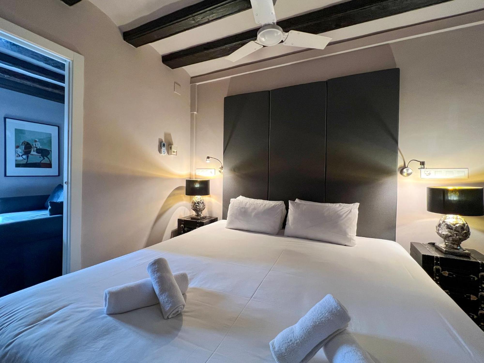 Stay U-Nique Apartments Est Barcelona Eksteriør billede
