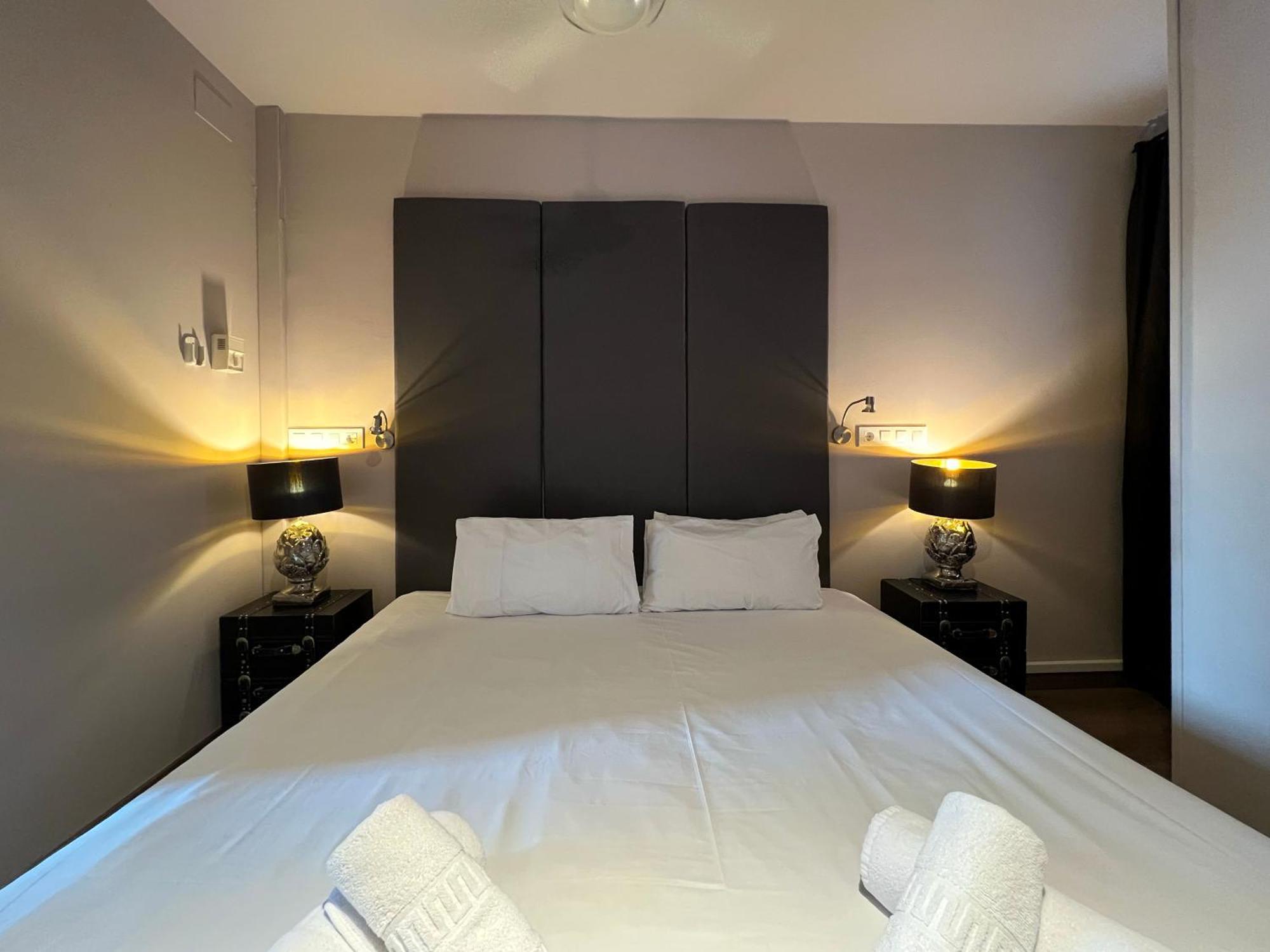 Stay U-Nique Apartments Est Barcelona Eksteriør billede