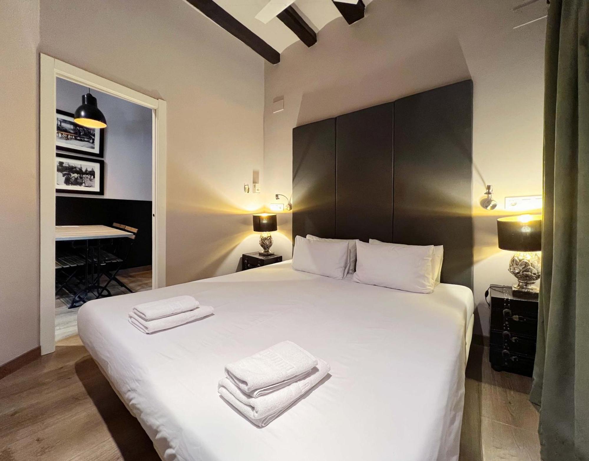 Stay U-Nique Apartments Est Barcelona Eksteriør billede